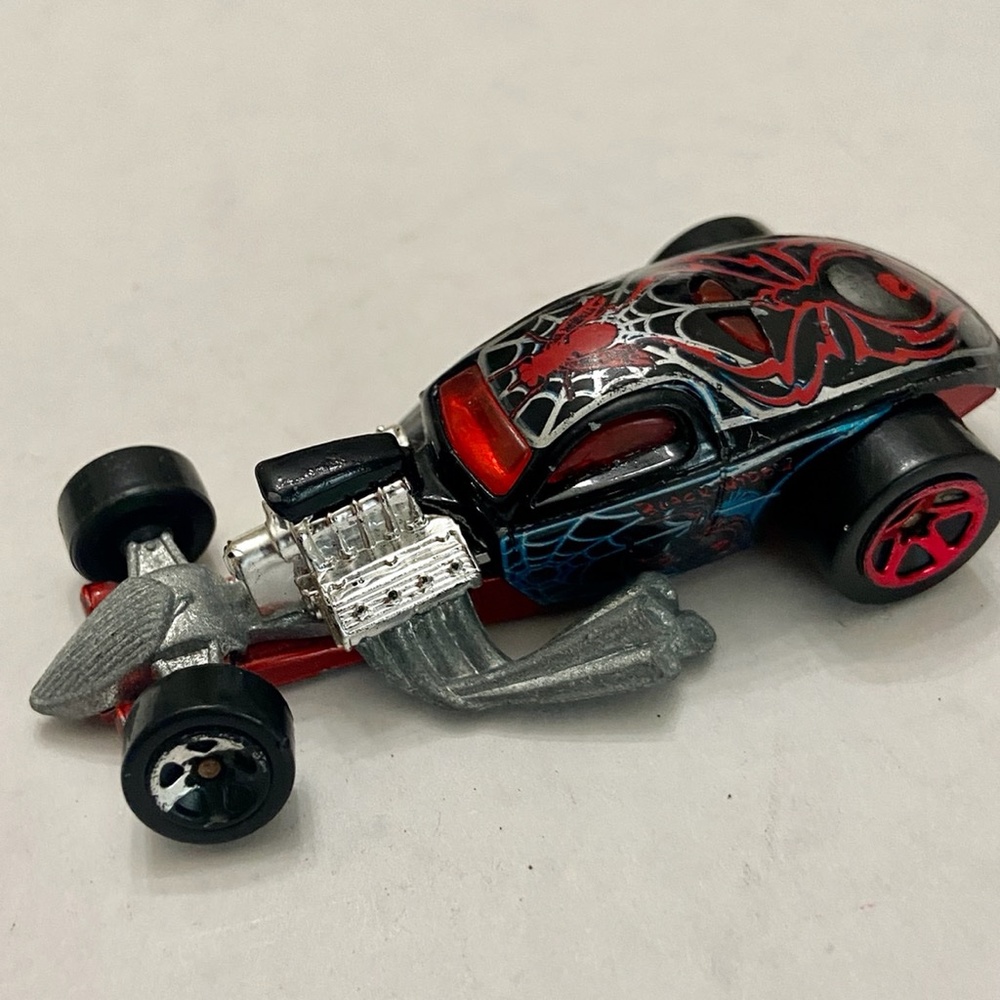 Vintage Hotwheels-Mattel Inc. 2002 Spider 1/4 mile coupe